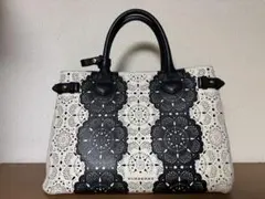Burberryトートバッグ限定品