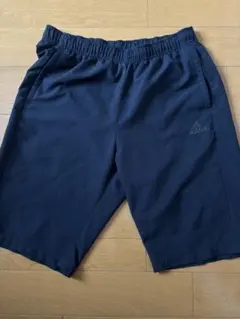 adidas ネイビー ハーフパンツ