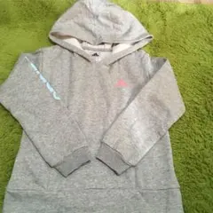 130センチ〜アディダス、パーカートレーナー
