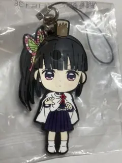 鬼滅の刃　栗花落カナヲ　キーホルダー　シリコン　シリコン