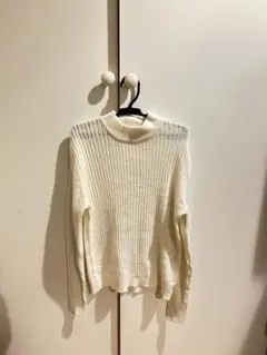 アイボリー 長袖ニット