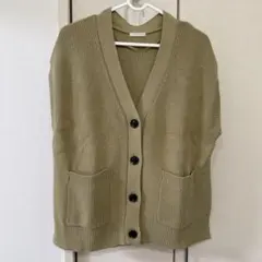 GU ベージュ Vネック ニットベスト S