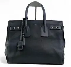 【極美品】サンローラン サックドジュール スープル リュック レザー 本革 黒 サンローランの新定番！どんなスタイルも上品に仕上げる、正統派レザー