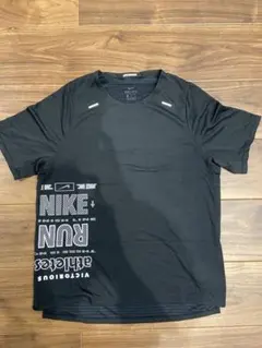 NIKE  RUN Tシャツ