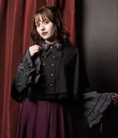 アクシーズファム　Ｗ釦フィッシュテールケープ