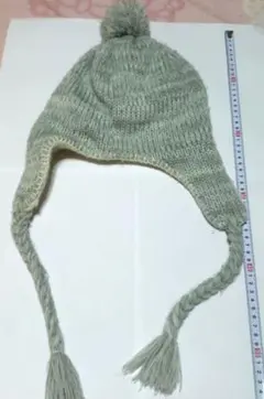 【匿名配送】ポンポンがかわいい　ニットキャップ