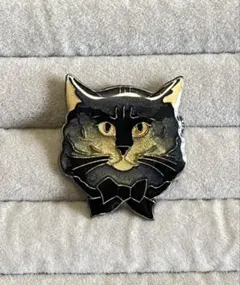 猫　アンティークブローチ