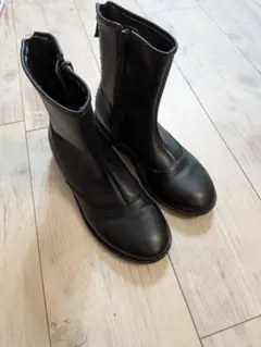 Item thumbnail for item 8355d2fb-e2d3-4a84-8a03-694bb59b114e