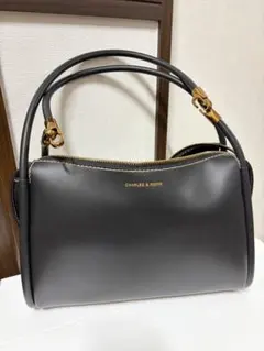 CHARLES & KEITH ショルダーバッグ ブラック