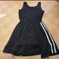 lovetoxic ブラック ノースリーブワンピース