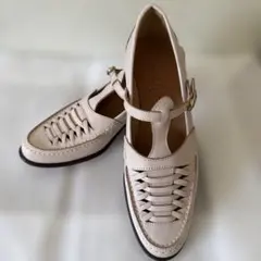 【極美品】SAYA ベージュ ストラップ付きローファー