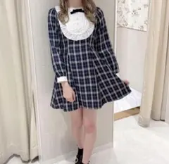 evelyn パールチェックワンピース ネイビー