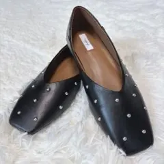 tukn. トゥクン　スタッズパンプス　スクエアトゥパンプス 走れるパンプス 黒のサムネイル