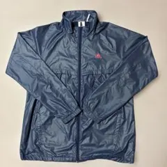 adidasウインドブレーカー