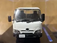 ポン酢様専用⁉️1/32 楽プラ　日野デュトロ　完成品のサムネイル