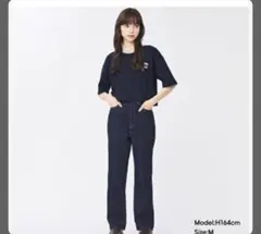 GU ハイウエストストレートジーンズ