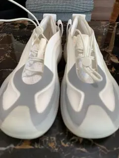 新品同じSTELLAMCCARTNEY ホワイト スニーカー