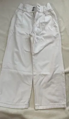 GU ワイドパンツ