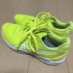 ASICS バレーボールシューズ 蛍光イエロー 25 cm - メルカリ