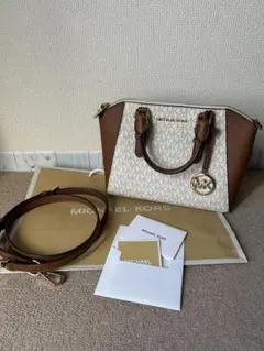 MICHAEL KORS 2wayショルダーバッグ ハンドバッグ　シグネチャー