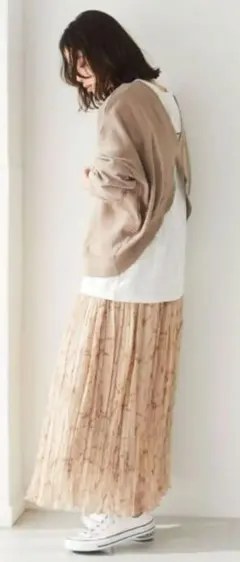 Item thumbnail for item 0e77e69d-f13a-4f91-97cf-cefb53f5e9ba