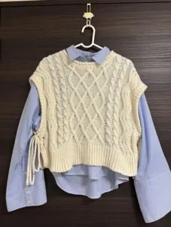 NICE CLAUP ニットベスト/シャツのサムネイル