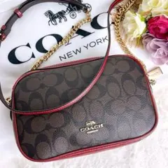 未使用級☆COACHコーチ チェーンショルダーカメラバッグ ブラウンシグネチャー