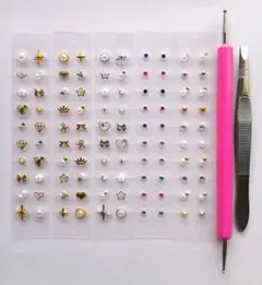 耳ツボジュエリー♡100粒♡金粒♡まとめ売り♡匿名発送