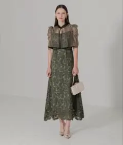 Leja スパンコール刺繍ビジューボタンフレアスリーブセットアップ