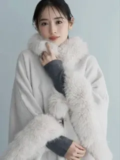 SNIDEL スナイデル ファー付きミドルケープコート