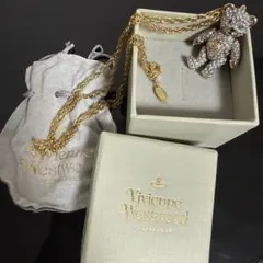 Vivienne Westwood クマ型ネックレス