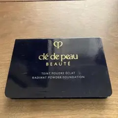 クレドポーポーテ タンプードルエクラⅡ オークル10 サンプル