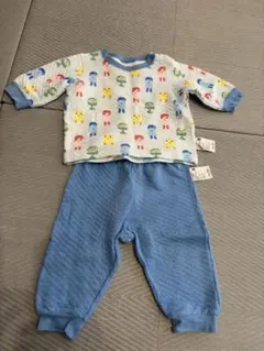 ユニクロ ベビーパジャマ 80サイズ みいつけた