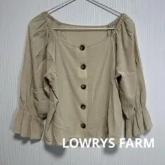 LOWRYS FARMオフショルダー ベージュ シャツ　y2x9k282