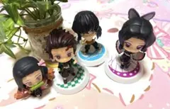 鬼滅の刃 ミニフィギュア4体セット 嘴平伊之助 胡蝶しのぶ 冨岡 炭治郎一番くじ