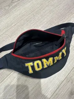 TOMMY HILFIGER ボディバッグのサムネイル