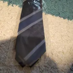 ダークブルー ストライプ ネクタイ 未使用