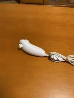 Wiiリモコン ヌンチャク　ホワイト 有線 ボタン付き