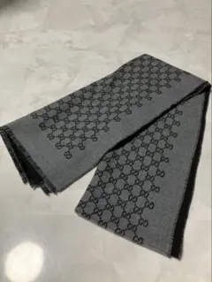 GUCCIロゴパターン マフラー グレー ブラック
