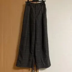 GU チェック柄ワイドパンツ　Sサイズ　チャコールグレー