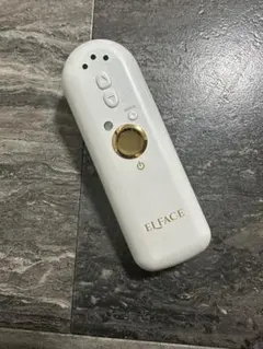 美品】ELFACE 美顔器 ホワイト・ゴールド ems 美顔器 美顔器 - メルカリ