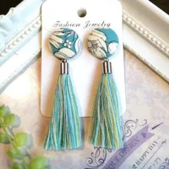花柄タッセルピアス/イヤリング(ハンドメイド)