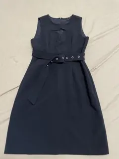 サタデークラブ/ベルト付きフロントカットアウトノースリーブワンピース