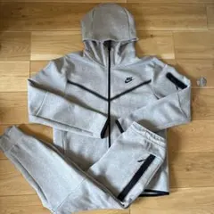 NIKE テックフリース　セットアップ グレー 上L下M