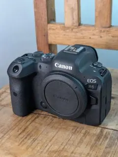 Canon EOS R6 ミラーレス一眼 本体 バッテリー SDカード2枚付き - メルカリ