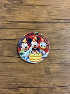 香港　Disney ディズニー　バースデー　誕生日　缶バッジ