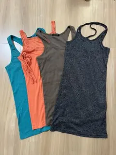 今だけ値下げセール中‼︎新品未使用　色々使える　お得タンクトップ4枚セット‼︎