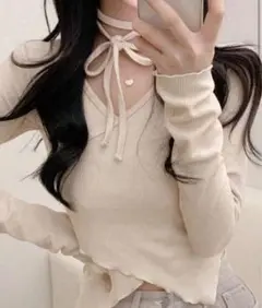 リブ編みVネック長袖トップス　韓国　アプリコット
