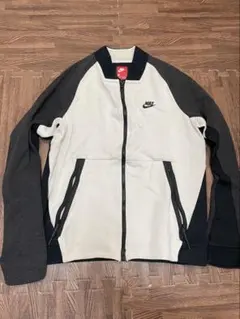 Nike Sサイズ ジャケット