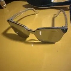 ミラーサングラス